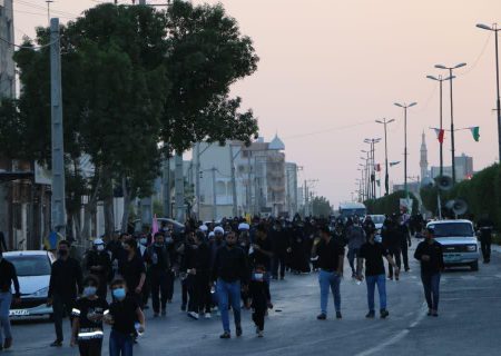 گزارش تصویری از پیاده روی اربعین در شهر بندر خمیر 1400